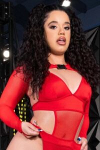 Squeezy Squeezy! (2026)