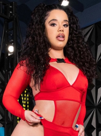 Squeezy Squeezy! (2026)