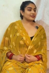 Download [18+] Desi Bhabhi Unexpected Fucked With Local Aashiq (2026)